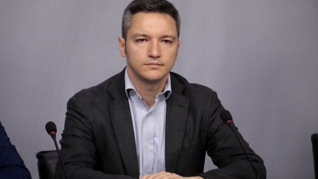 Вигенин: Г-н Борисов, покажете решителност и започнете веднага доставки на руска и китайска ваксина