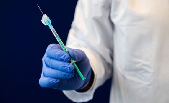 Франция, Германия, Испания и Италия спират ваксинацията с AstraZeneca