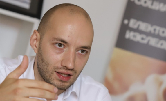 Димитър Ганев: След 4 април най-вероятно ще имаме скрита коалиция за кабинет с ограничен мандат
