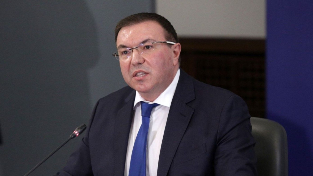 Ангелов не знае дали мерките ще бъдат удължени