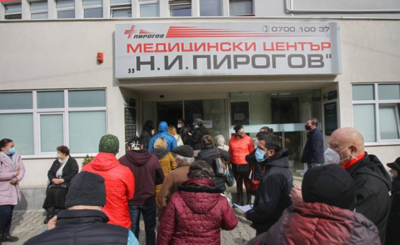 "Роберт Кох": България ваксинира 4 пъти по-бавно от Румъния