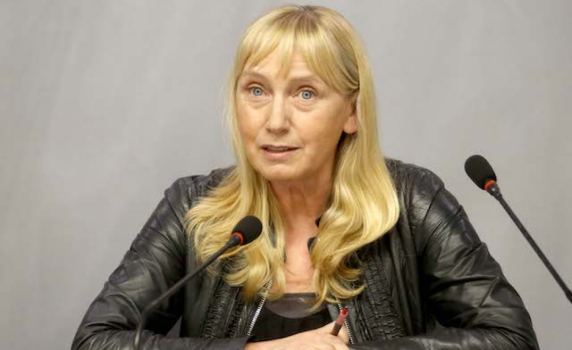 Елена Йончева е новият председател на Контактната група по убежище на ЕП