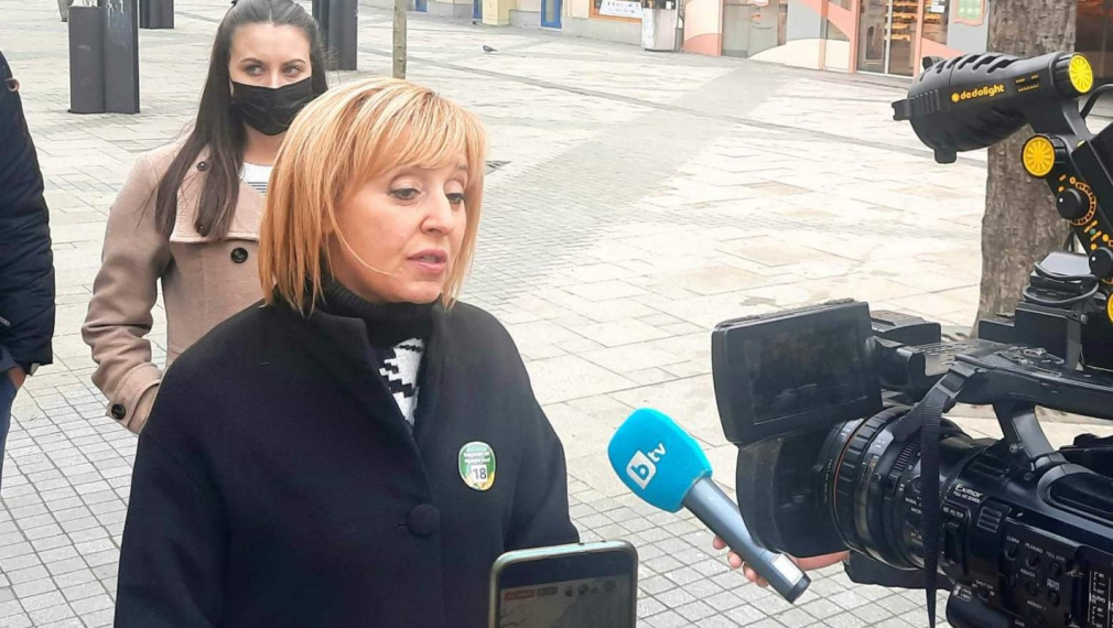 Манолова иска да се свика КСНС от президента заради хаоса с изборите