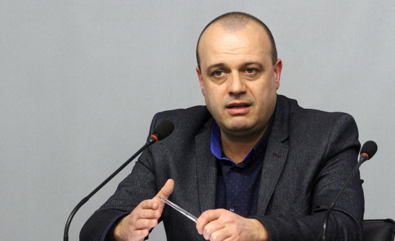 Христо Проданов: Решението в този хаос е свалянето на Борисов от власт