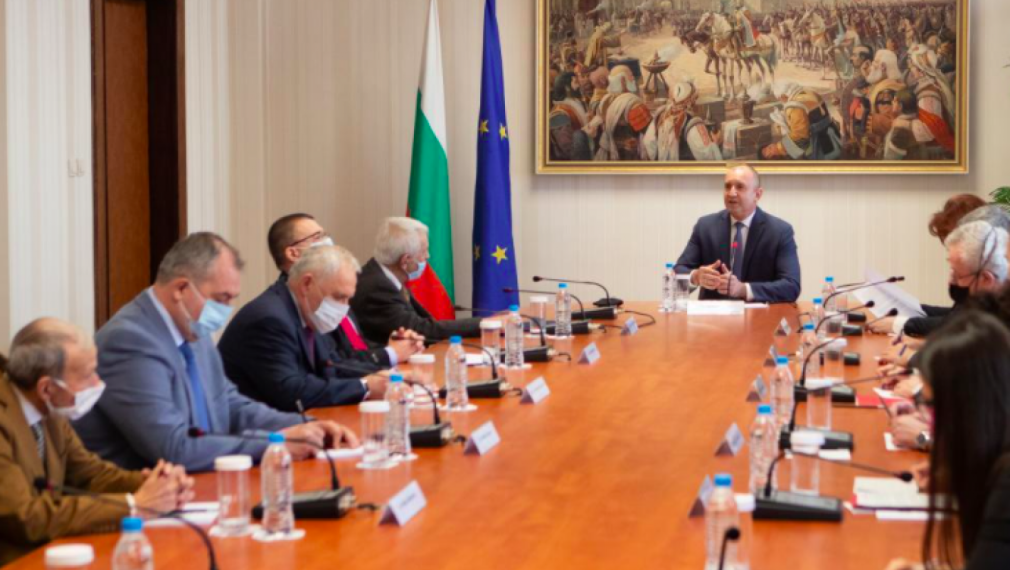 Радев: Очакваме РСМ да зачита правата на гражданите, които изразяват българската си национална идентичност