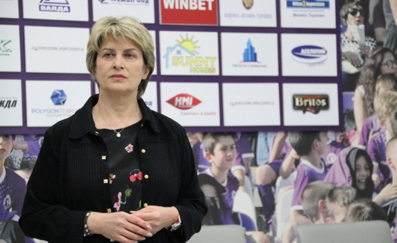 Весела Лечева със специална програма за треньори