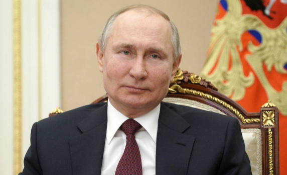 Путин не се е ваксинирал пред камерите, за да не се прави на маймуна