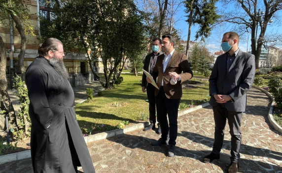 ГЕРБ поиска от БПЦ да вземе ясна позиция за действията на Дионисий в Банкя