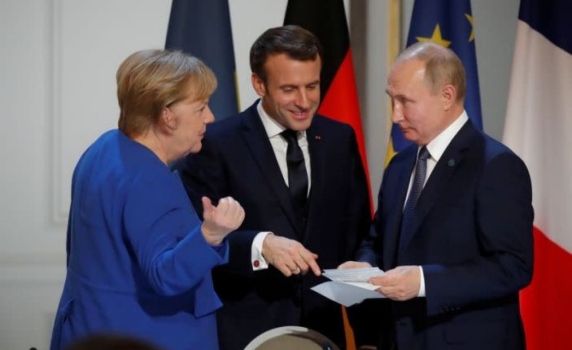 Путин, Меркел и Макрон обсъдиха евентуална регистрация на "Спутник V" в ЕС