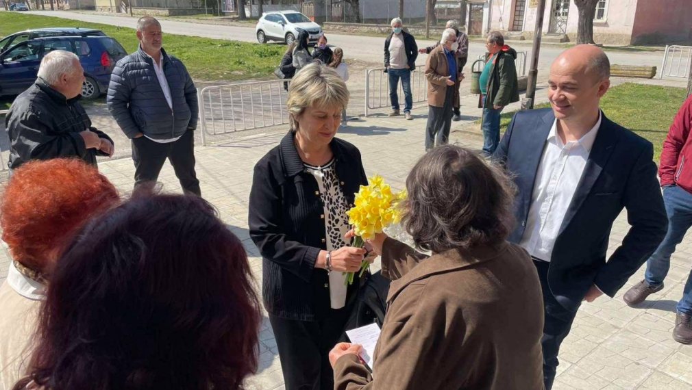 Весела Лечева: Без здравеопазване и транспорт, ще имаме все повече „евакуирани“ селища