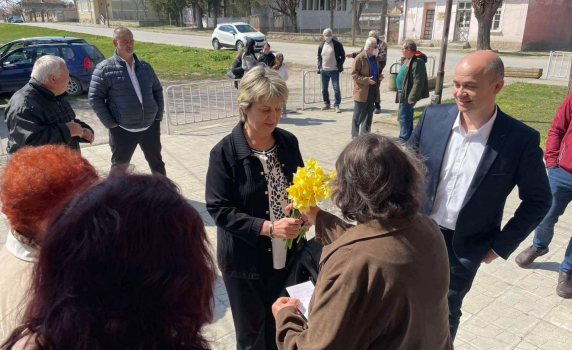 Весела Лечева: Без здравеопазване и транспорт, ще имаме все повече „евакуирани“ селища