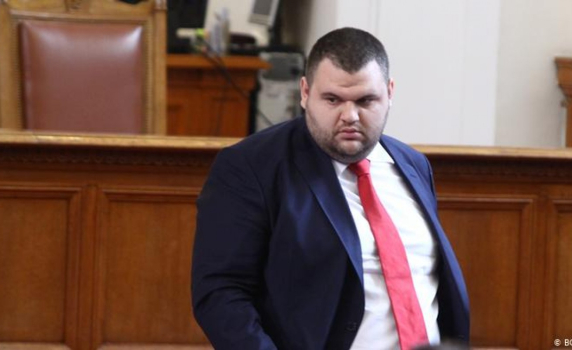 Делян Пеевски продаде и хотел "Берлин"