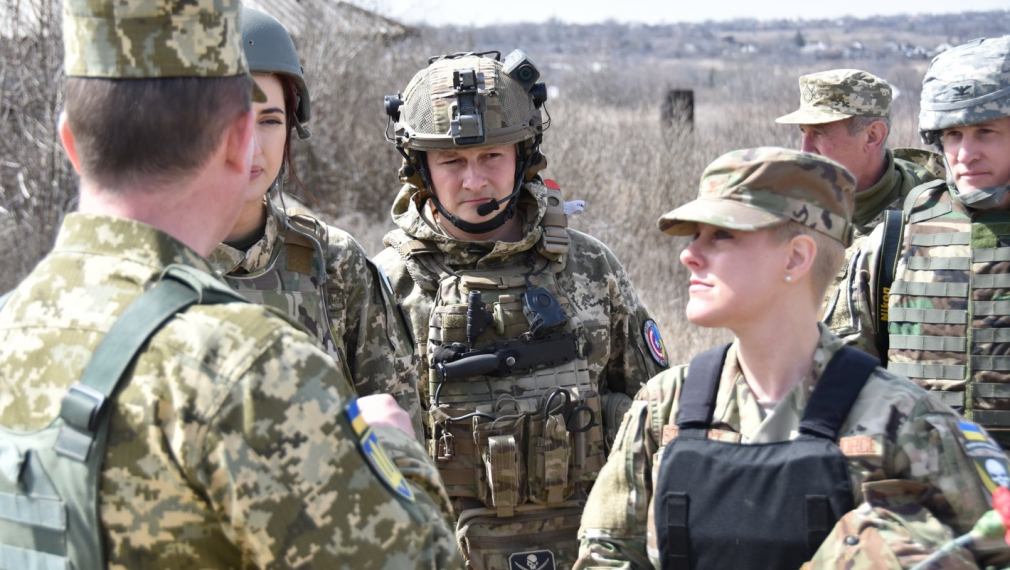 Американска делегация посетила Донбас