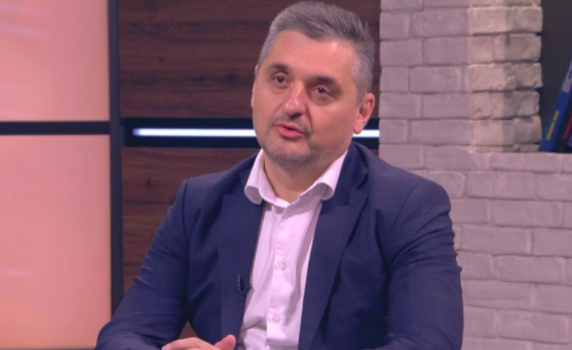 Кирил Добрев: НС на БСП незабавно трябва да подкрепи Радев и Йотова