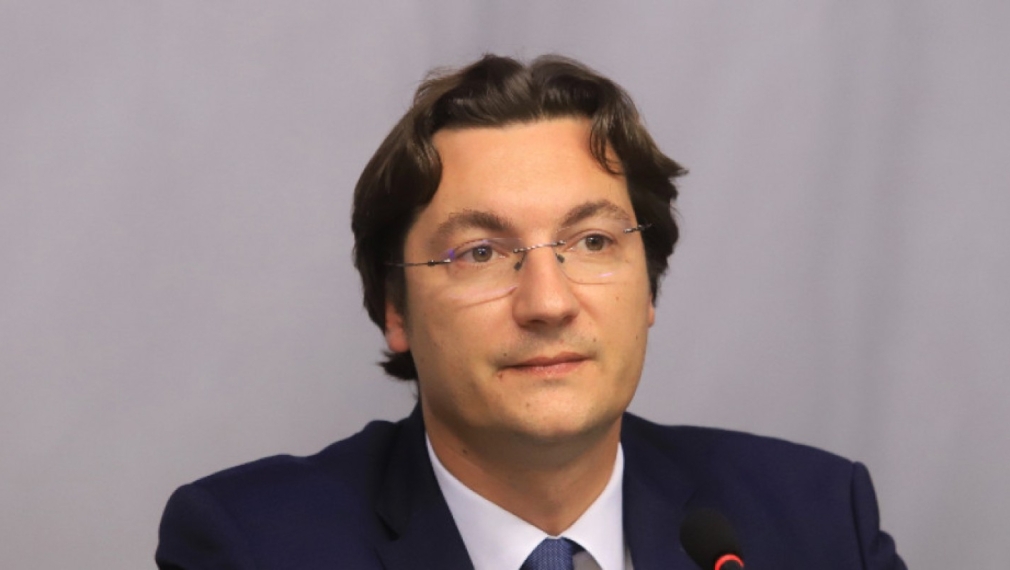 Крум Зарков: Заявката за подкрепа на правителство на Слави Трифонов е непремерена