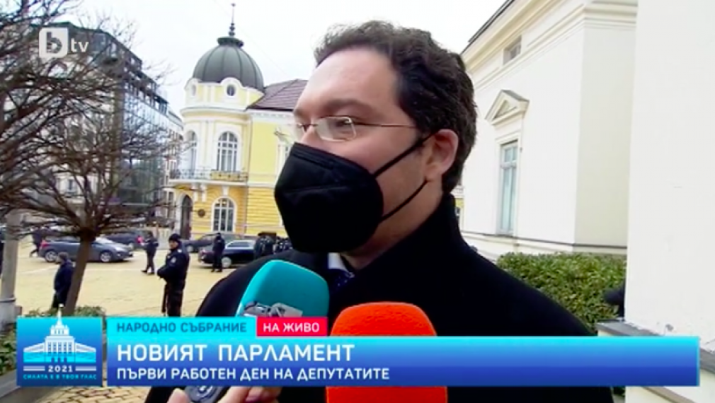 Даниел Митов за номинацията си за премиер: Един политик не може да бяга от подобна отговорност