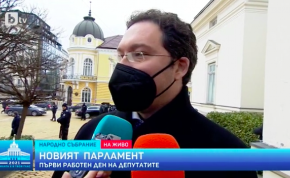 Даниел Митов за номинацията си за премиер: Един политик не може да бяга от подобна отговорност