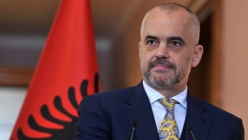  Албанският премиер: България държи Македония като заложник