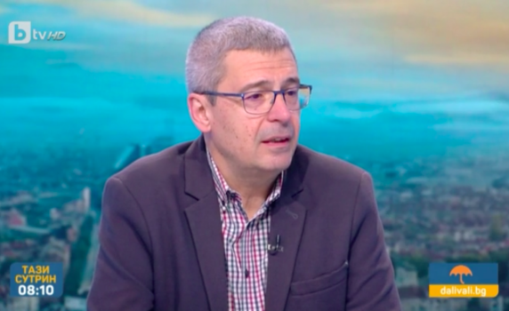Проф. Гетов: Притеснен съм от комбинирането на векторна и РНК ваксина