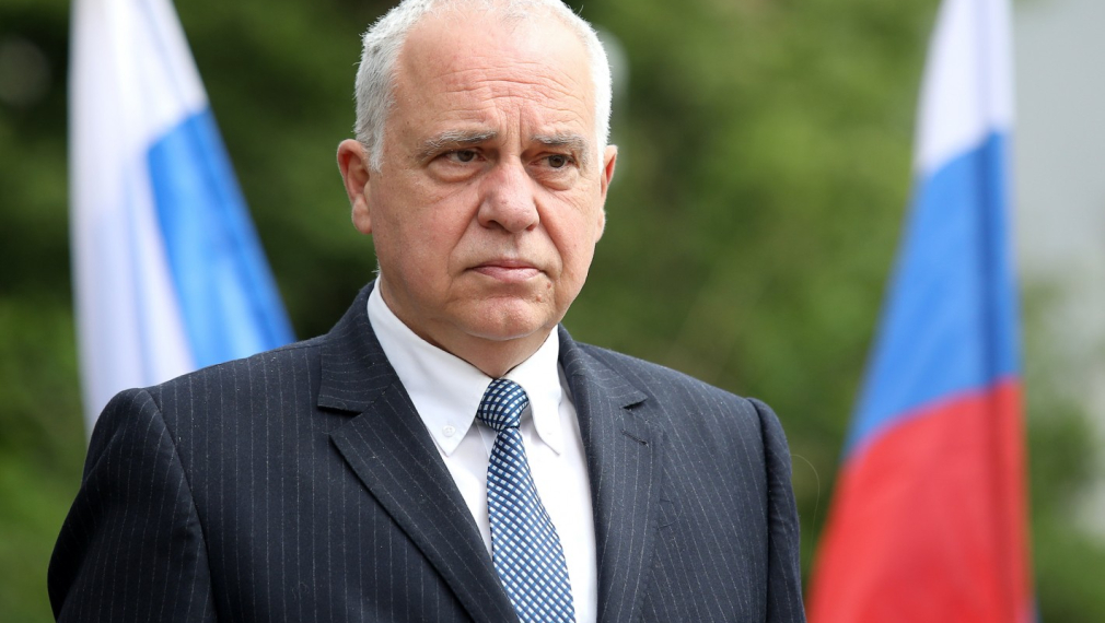 Русия гони двама български дипломати