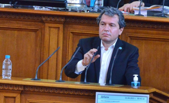 Тошко Йорданов намекна, че Слави Трифонов няма да прави кабинет