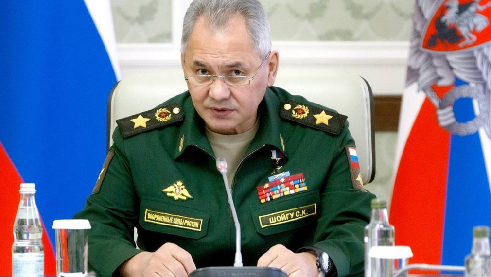 Русия връща военните си в базите след мащабни учения