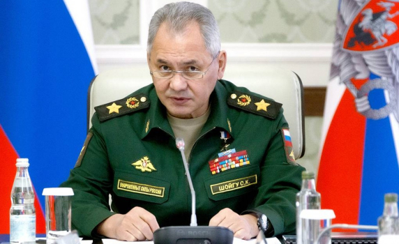 Русия връща военните си в базите след мащабни учения