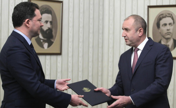 Даниел Митов върна мандата за съставяне на правителство