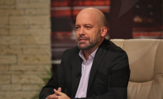 Иво Сиромахов: Ако Слави се е отказал от мажоритарната система, това е катастрофа