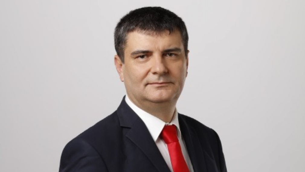 Борис Цветков към Борисов: Смятате ли за морално уволнението на доц. Мартин Осиковски