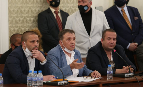 "Градус": Губим 24 млн. от срив в акциите