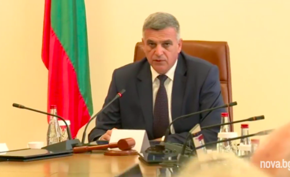 Стефан Янев: Работим на пълни обороти, всичко е под контрол