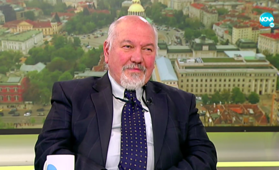 А. Маринов: Няма масови чистки в министерствата