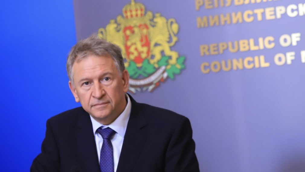 Министър Кацаров: При 70% ваксинирани можем да премахнем мерките