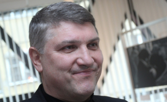 Назначиха арх. Калинов, спасил барбекюто на Пламен Георгиев, за шеф на ДНСК