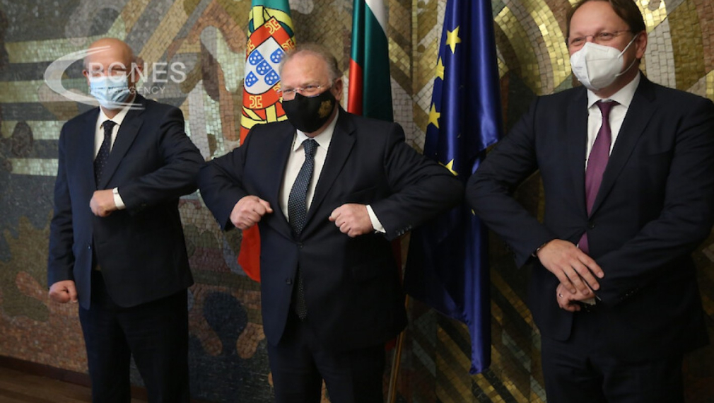 Министър Стоев: Няма промяна в позицията на България към РСМ