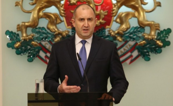 Радев ще ни представлява на извънредния Европейски съвет