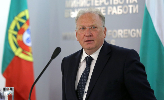 Министър Стоев: Случаят в Минск е въздушно пиратство