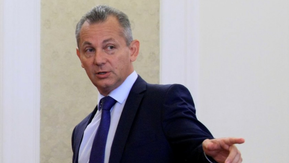 Кабинетът публикува мотивите за отстраняването на шефа на ДАНС