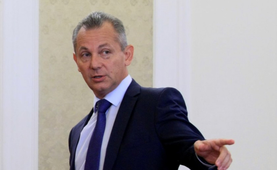Кабинетът публикува мотивите за отстраняването на шефа на ДАНС