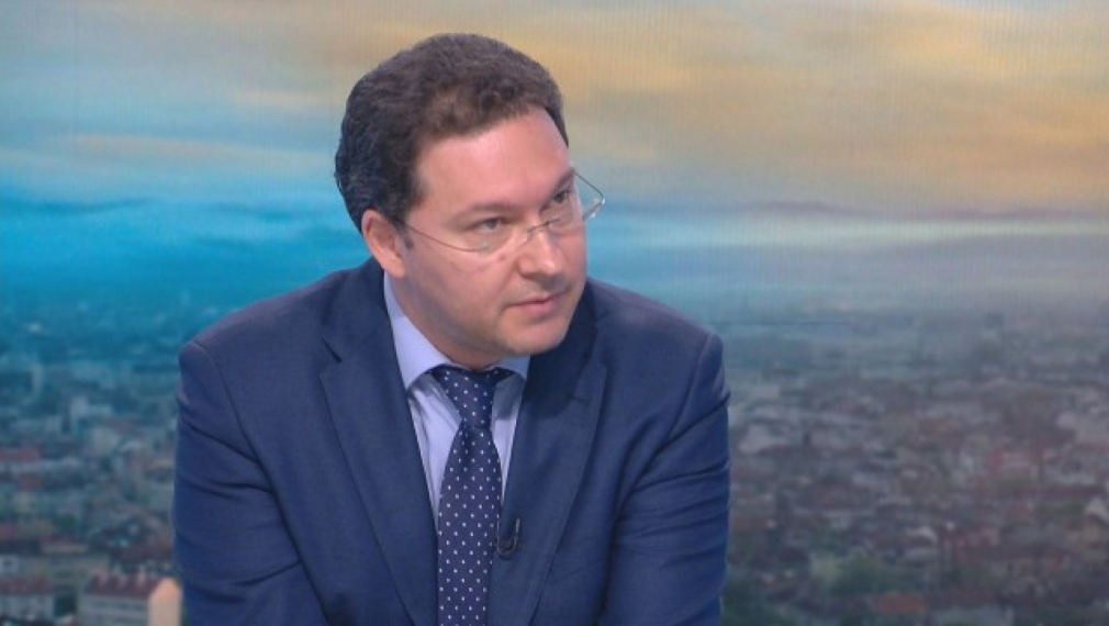 Даниел Митов: Скандалът с подслушването е ченгеджийска операция
