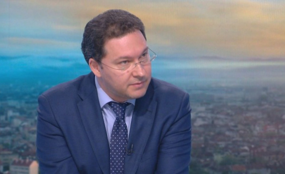 Даниел Митов: Скандалът с подслушването е ченгеджийска операция