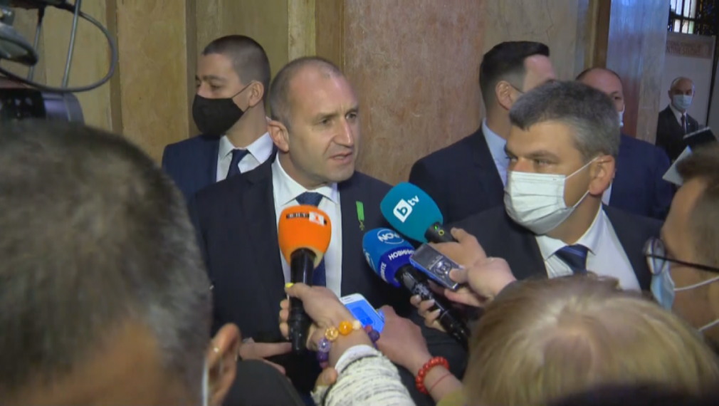 Радев за санкциите на САЩ: Когато аз говорих, мнозина се спотайваха