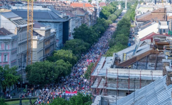 Унгария протестира срещу китайско влияние в страната