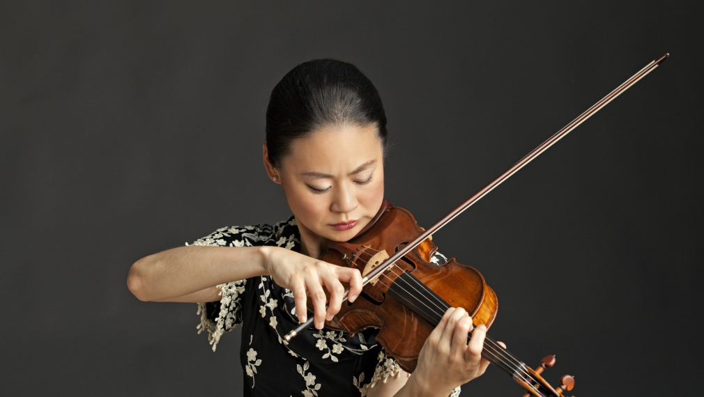 Световноизвестната цигуларка Мидори ще свири със Софийската филхармония