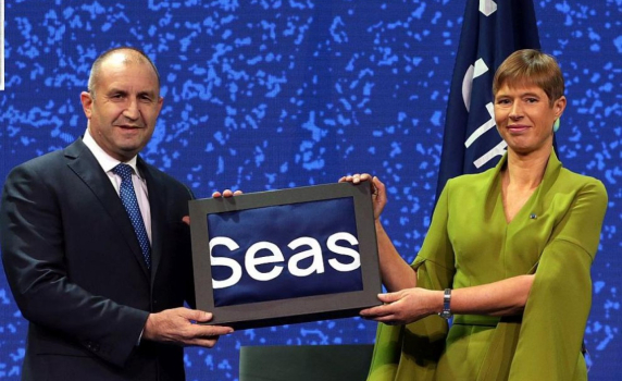  Румен Радев открива конференция за инициативата „Три морета“