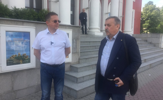  Проф. Кантарджиев помага на Фандъкова за ваксинацията в София