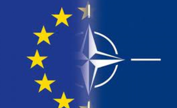 НАТО ще се обяви против ядрени ракети с наземно базиране в Европа