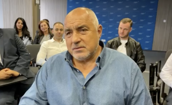 Борисов: Какъв ром, какви пури! Торбите заминават вероятно към Радев 