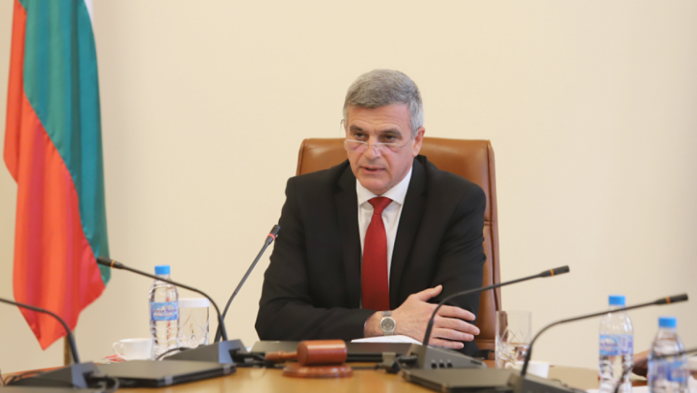 Стефан Янев: България няма да отстъпи от позицията си за Северна Македония